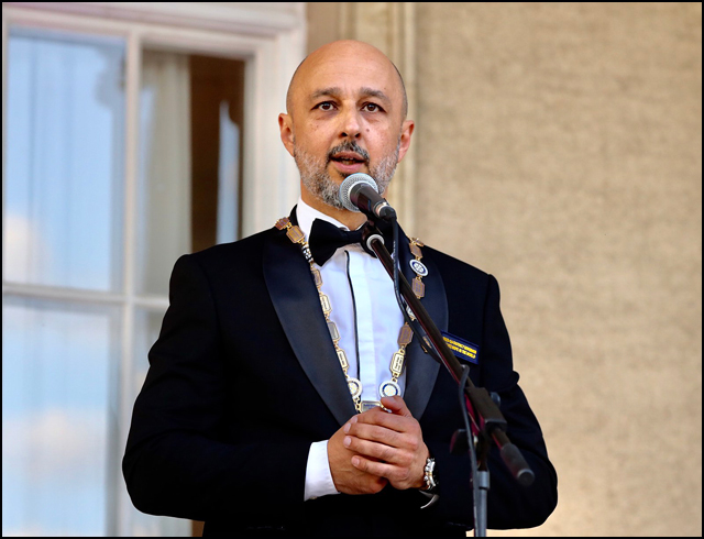 NASLOVNA Guverner Rotarija Aleksandar Radojicic