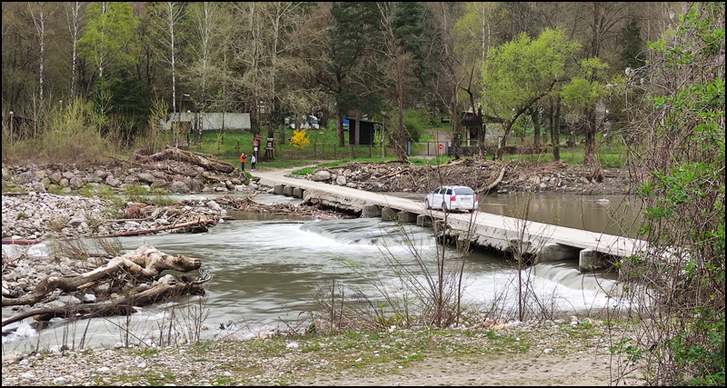 U kakvom stanju su mostovi u Ovčar Banji (podcast) 2 Ovcar Banja prelaz 2a