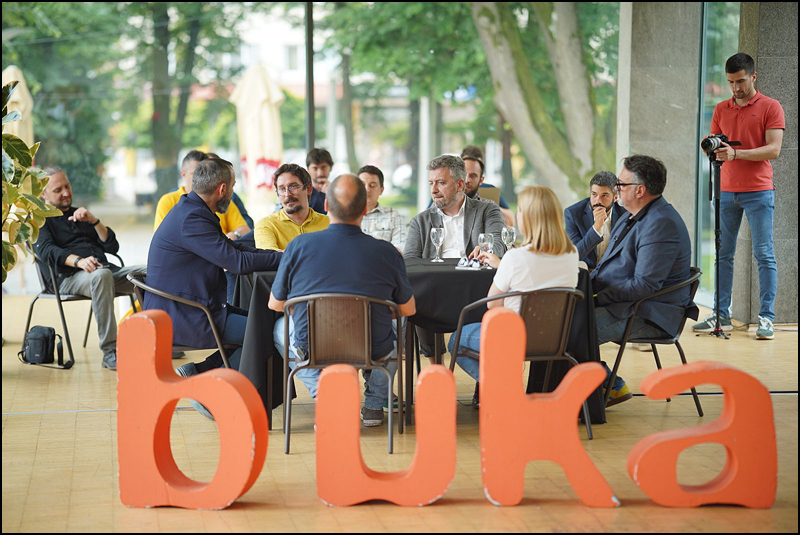 buka 1