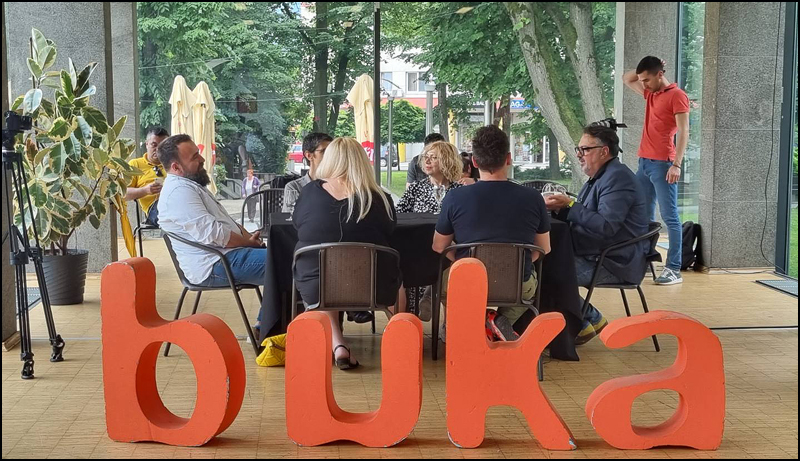 buka 2