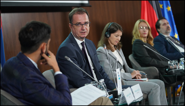 Siva ekonomija ponovo preti, potrebne nove sistemske mere 7 Nikola Vuletic predsednik Izvrsnog odobora UniCredit banke