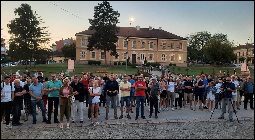 Danas sam prvi put rekla sinu da se čuva u školi 3 milanovac protest 2