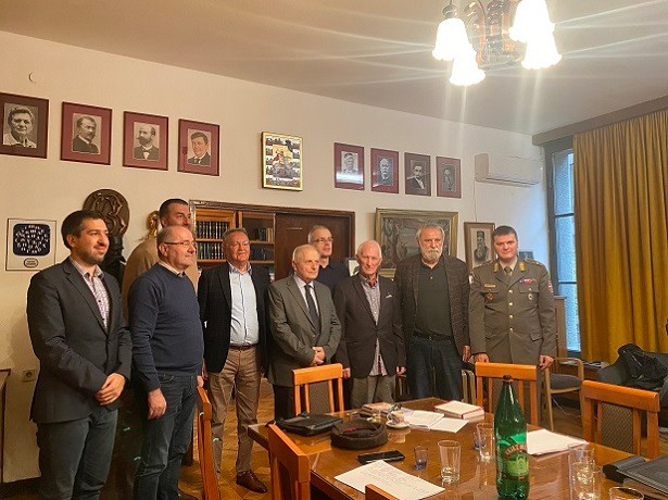 Osniva se Srpski pokret Njegoš u Beogradu 1 Clanovi Inicijativnog odbora za osnivanje Srpskog pokreta Njegos foto UNS