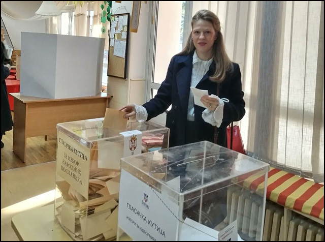 Princ Filip i Princeza Danica: "Izađite na izbore i glasajte" 2 Danica
