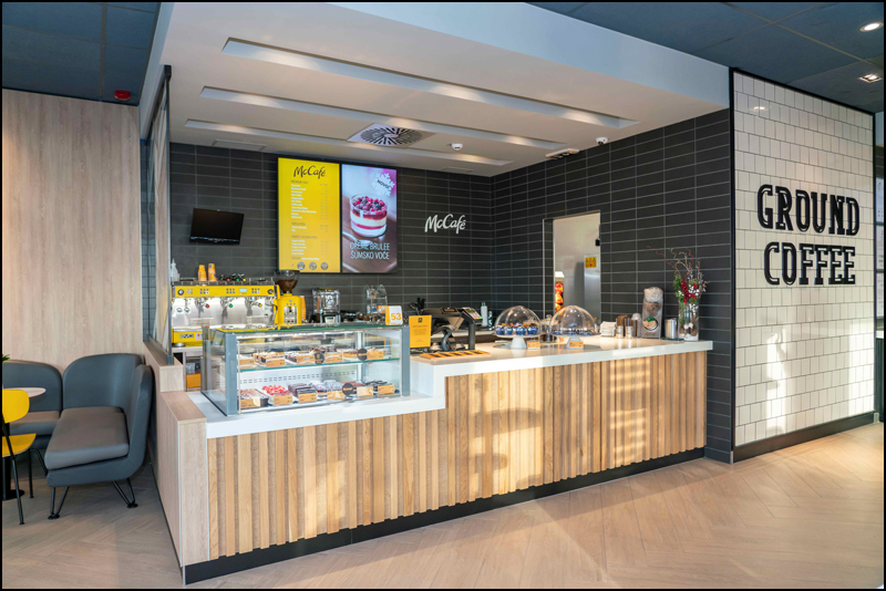 McDonalds restoran Ruklada 2