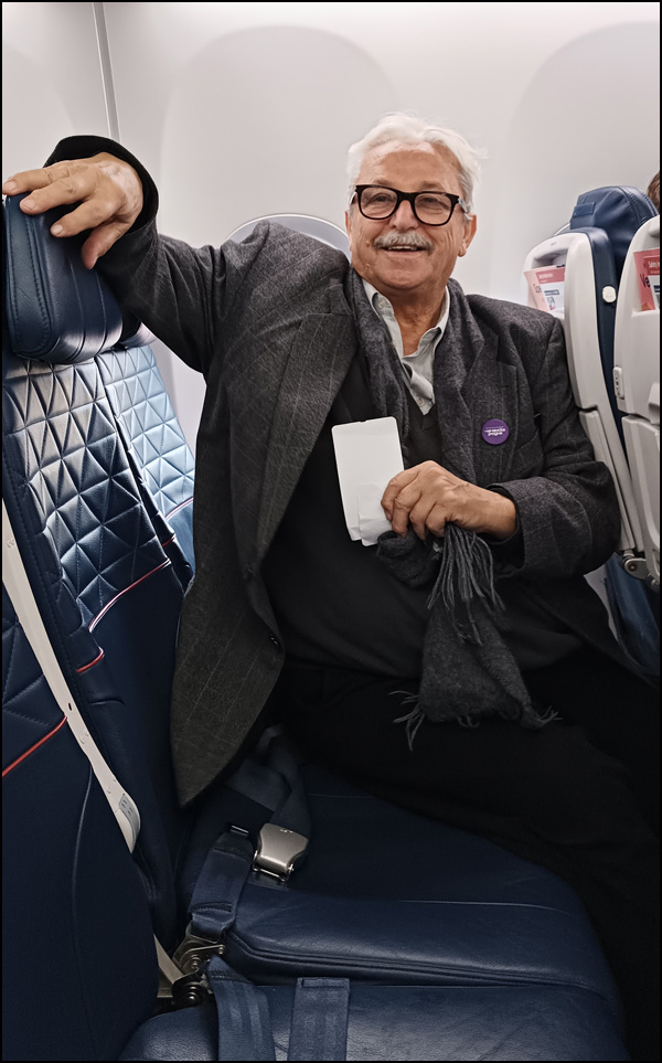 Зар мене, скромног пензионера, да опљачка?! 1 amsterdam avion1