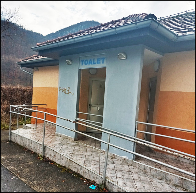 Turizam na čačanski način 3 toalet