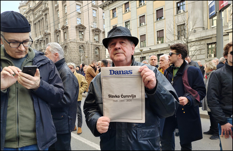 Protest zbog oslobađajuće presude za ubistvo Ćuruvije (FOTO) 5 protest 1