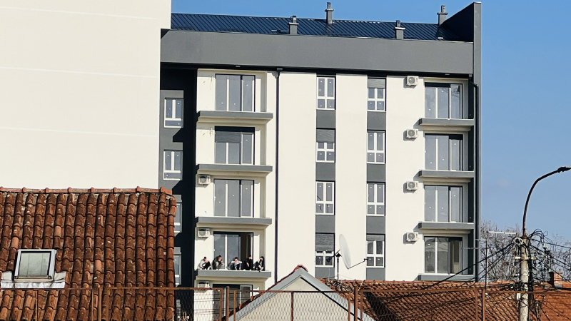 Slike grada: Da nas sunce ogreje 1 zgrada
