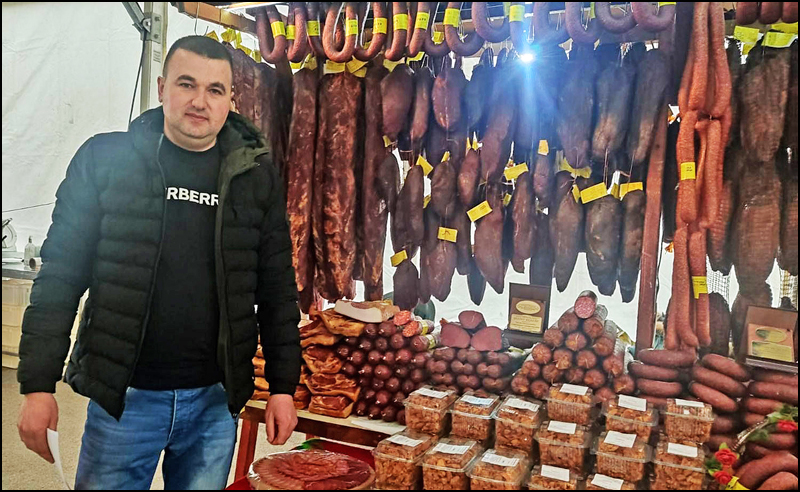 Pršutijada u Mačkatu 1 Petar Sopalovic Foto Privatna arhiva