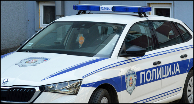 Policijska kola Foto N. K