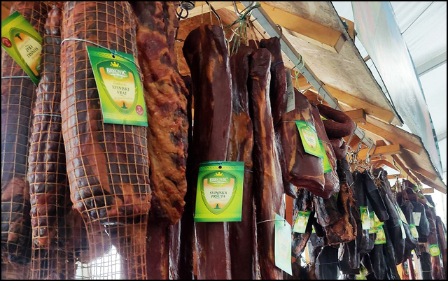 Pršutijada u Mačkatu 2 Prsutijada 1 Foto privatna arhiva