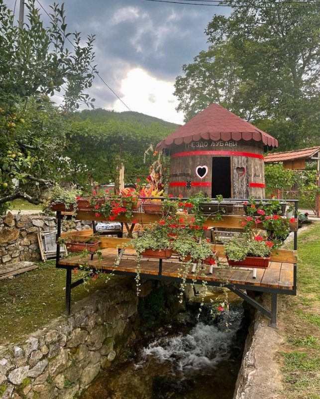 atenicki zubor
