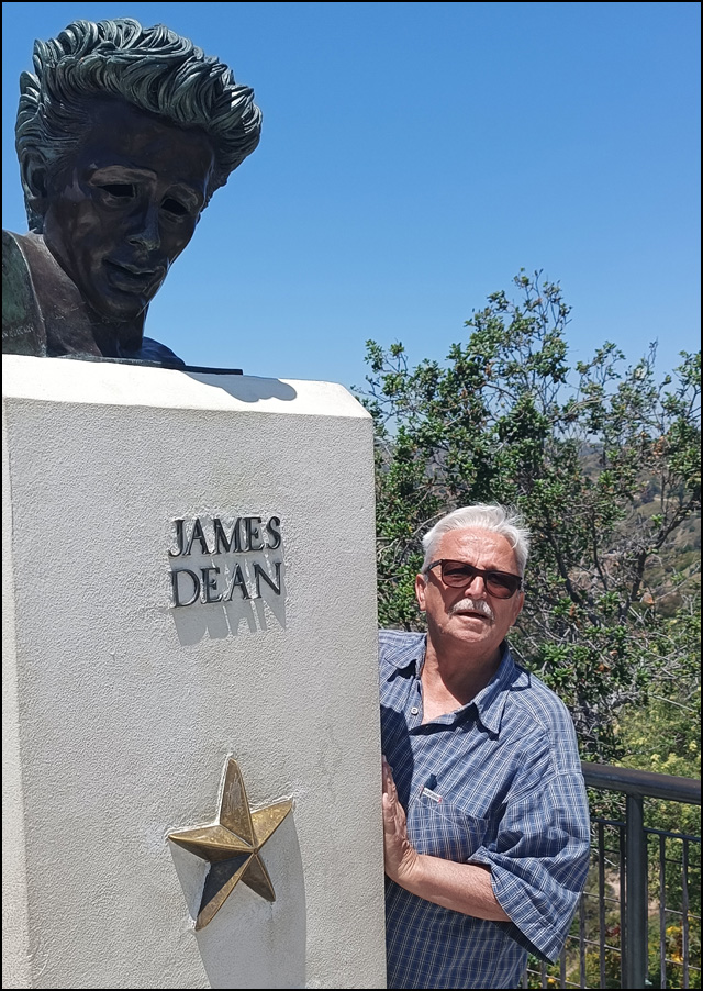 Cvorak James Deen