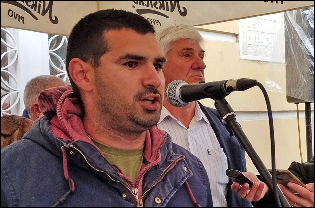 Sa protesta ogorčenih Užičana: Zahtevaju zatvaranje deponije Duboko i ostavke odgovornih (FOTO/VIDEO) 2 Jovan Topalovic Foto Nenad Kovacevic