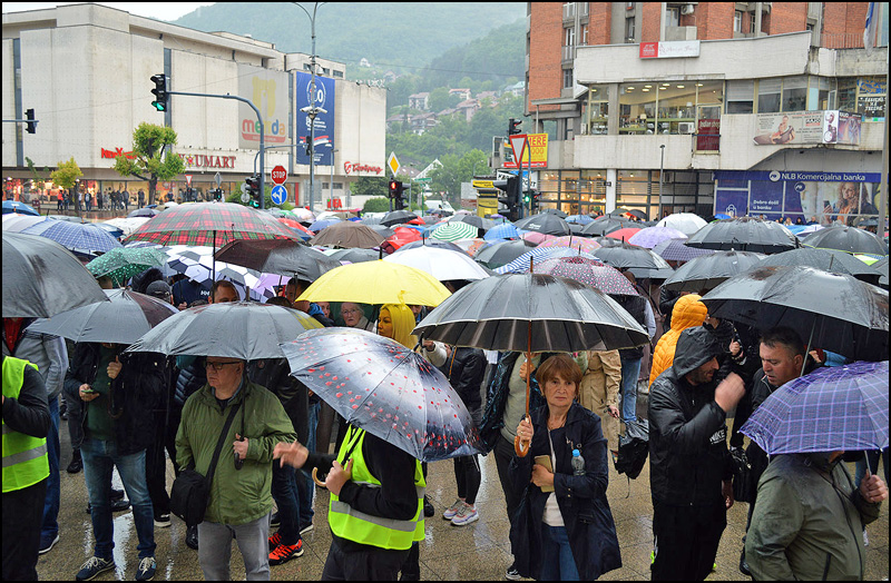 Sa protesta ogorčenih Užičana: Zahtevaju zatvaranje deponije Duboko i ostavke odgovornih (FOTO/VIDEO) 1 Protest u Uzicu Foto Nenad Kovacevic 1