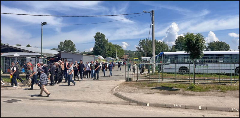 Šta kažu mediji: "Naprednjački cirkus u Čačku" 1 autobusi 6