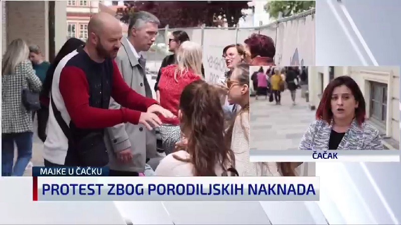Protest nezaposlenih porodilja u Čačku 5 porodilje