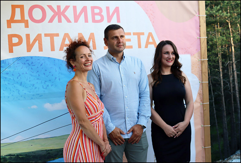 Gostima Zlatibora nudi se bogat program tokom jula i avgusta 3 Bozanic Zivanovic i Kovac Foto Privatna arhiva