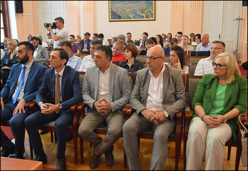 Formirana vlast u Užicu: Stari kadrovi naprednjačke koalicije u novom mandatu 3 Clanovi Gradskog veca Foto Nenad Kovacevic