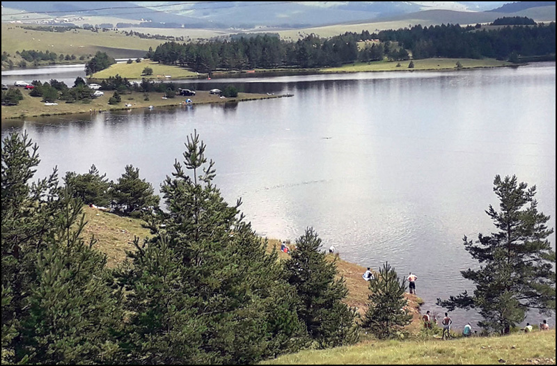 Ribnicko jezero Foto Nenad Kovacevic 1