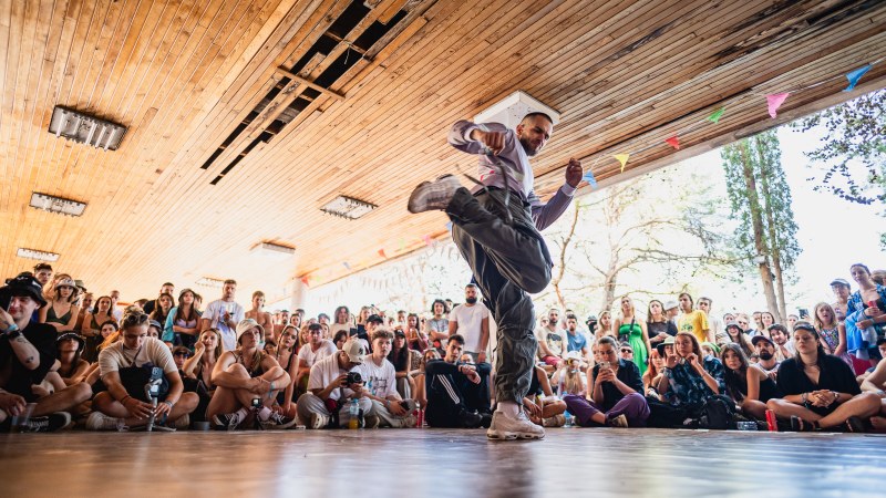 Sve je spremno za festival Graffiti na Gradele na Braču 8 graffiti na gradele marko lopac2