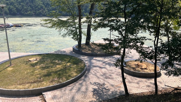 jezero4