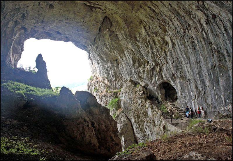 Potpecka pecina Foto TO Uzice