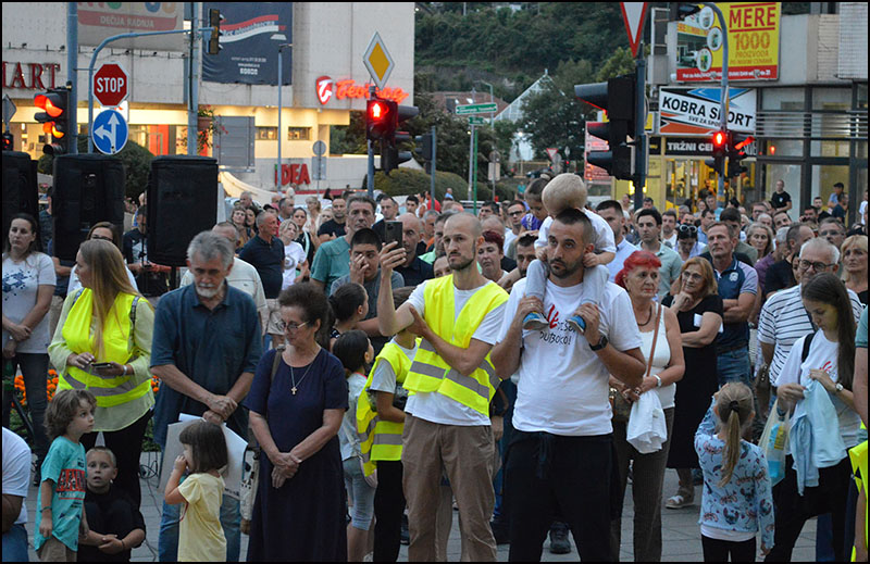 Zatvorićemo deponiju da zaštitimo grad i našu decu 5 Protest Foto Nenad Kovacevic 1 1