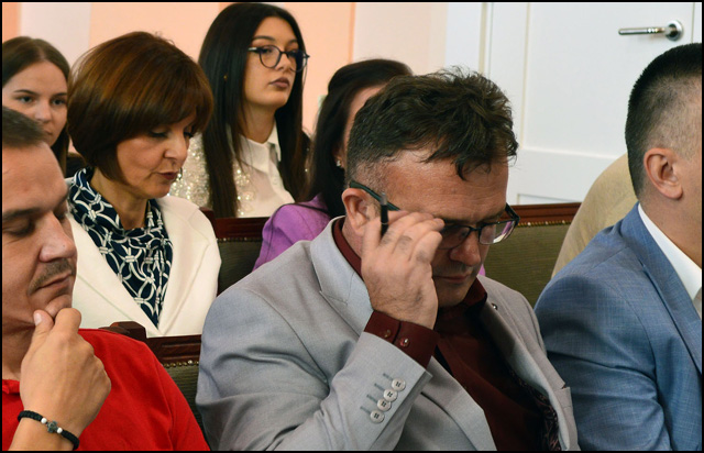 Burna sednica užičke skupštine: Jaja, pašteta i srednji prst 2 Gliso Vidovic Foto Nenad Kovacevic