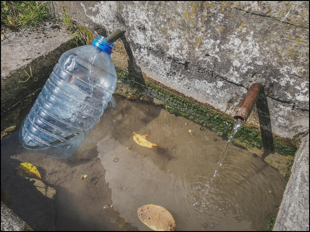 Voda u Srbiji problem i posle suše zbog ispravnosti i dotrajalih cevi 5 Tokom letnjih meseci voda je bila problem skoro na celom jugu Srbije foto Aleksandar Kostic 2