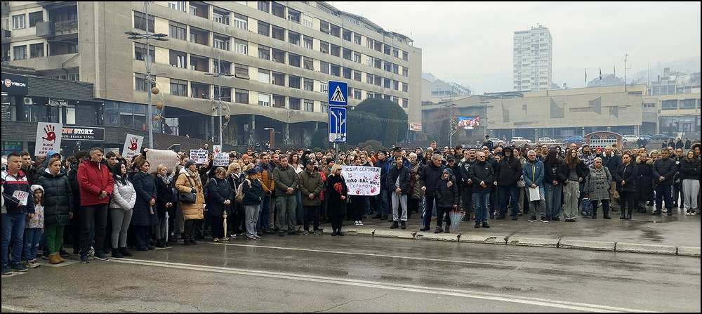 Blokada u Uzicu Foto Nenad Kovacevic 1