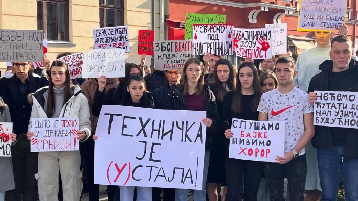 protest cacak15