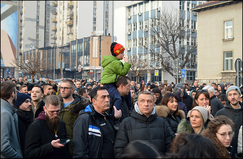 Više hiljada ljudi sa protesta u Užicu tražilo da institucije rade u interesu građana, a ne režima 1 Foto Nenad Kovacevic 1 5