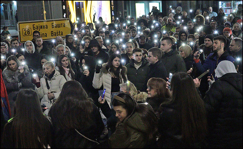 Više hiljada ljudi sa protesta u Užicu tražilo da institucije rade u interesu građana, a ne režima 9 Foto Privatna arhiva 4