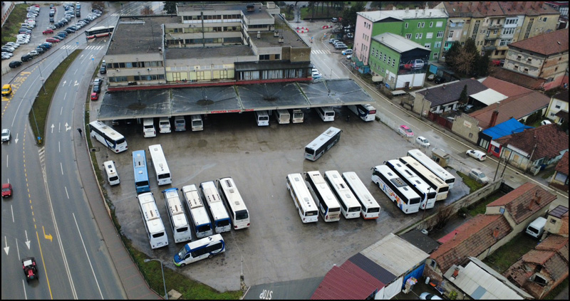 Malobrojni čačanski naprednjaci otišli u Jagodinu 1 autobuska 1A