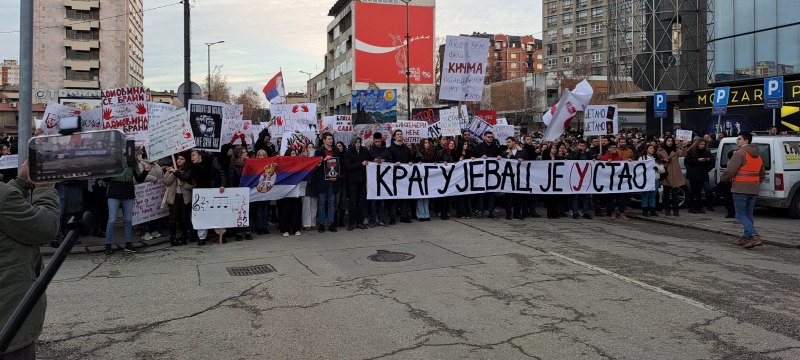 Nikad masovniji protest u Kragujevcu: Ceo grad uz studente i srednjoškolce (FOTO, VIDEO) 1 kragujevac