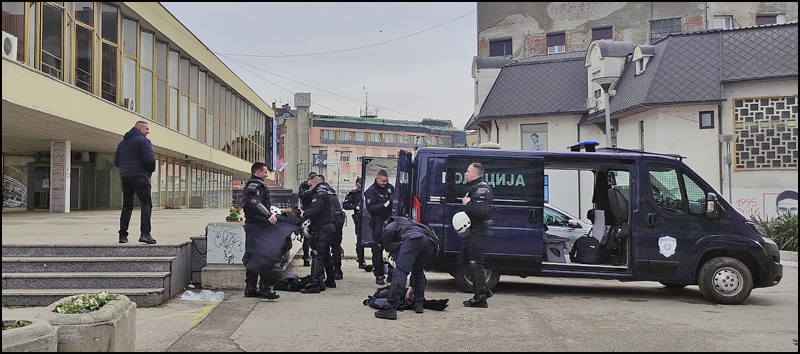 protest policija