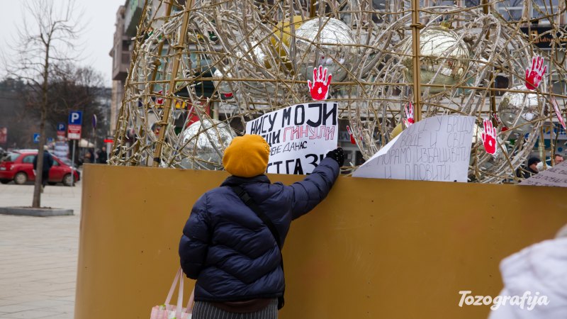 tozografija protest 16