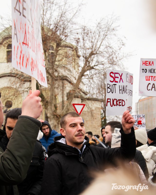 tozografija protest 19