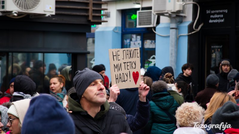 tozografija protest 33