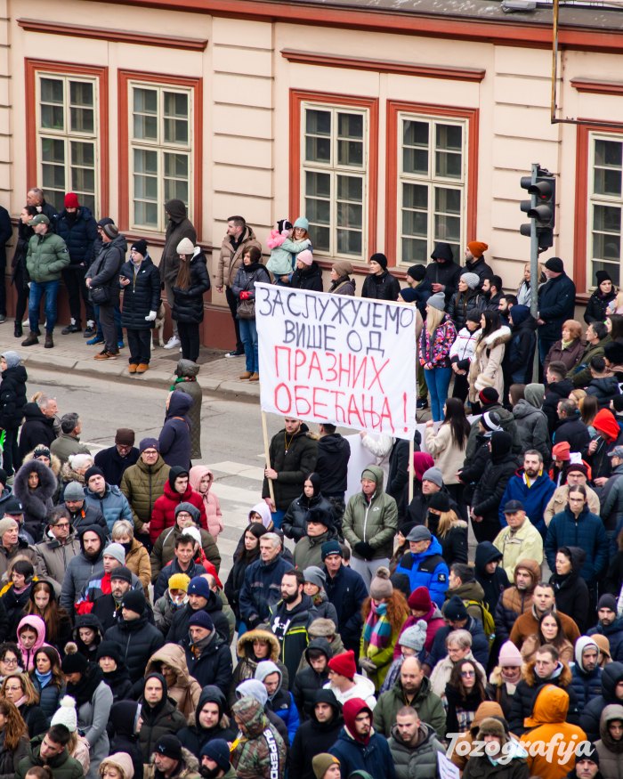 tozografija protest 34