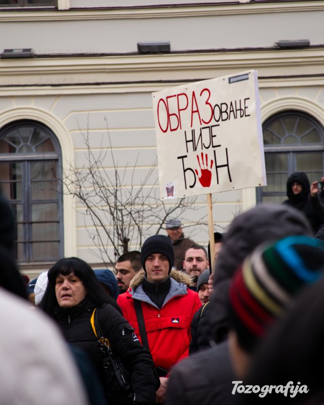 tozografija protest 37