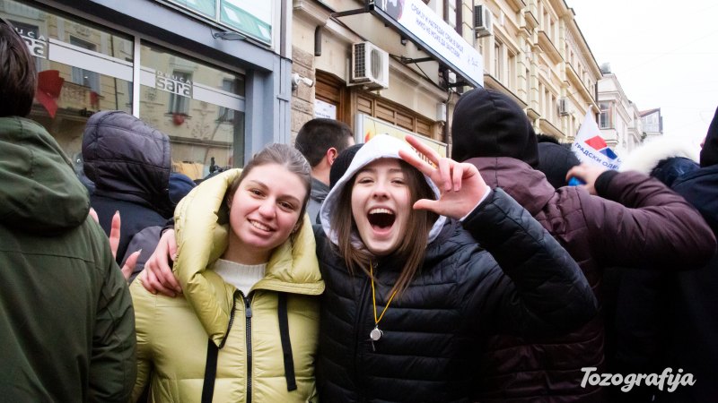 tozografija protest 43