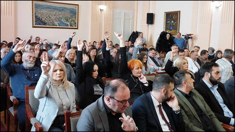 Odbornici koalicije oko SNS Foto Nenad Kovacevic