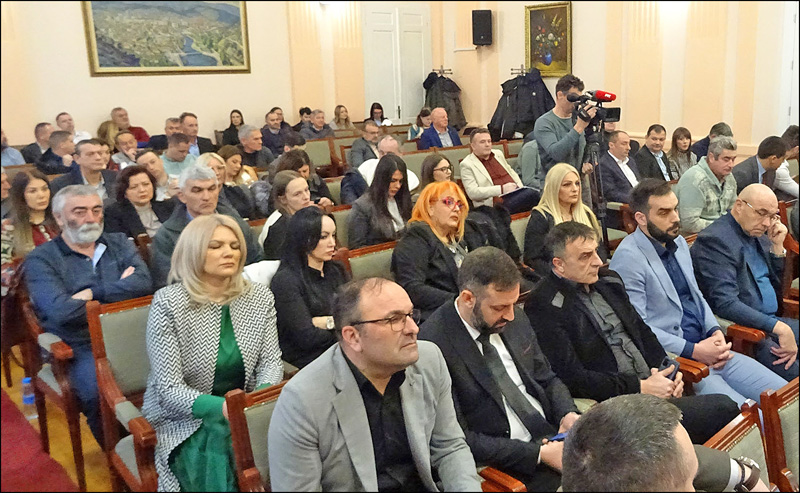Jelena Raković Radivojević ostaje gradonačelnica Užica 2 Sednica Skuptine Uzica Foto Privatna arhiva 2