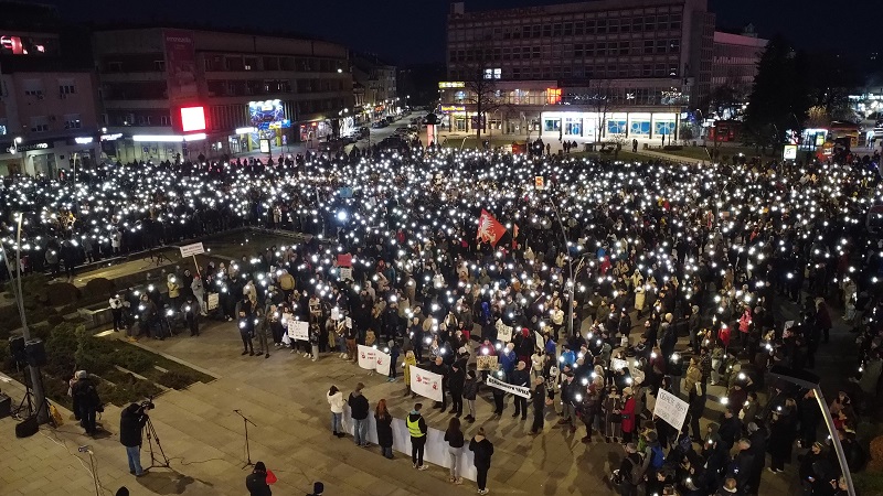 cacak protest