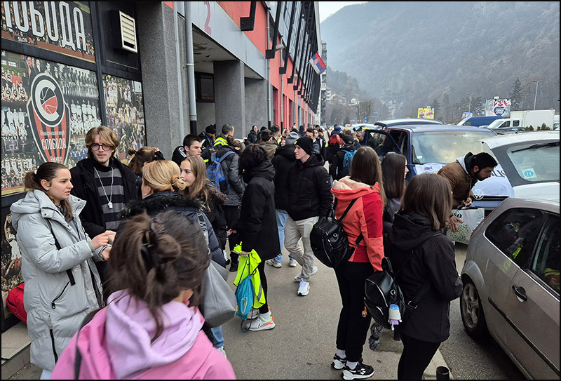 Užice sutra dočekuje studente koji se vraćaju sa niškog protesta 1 Odlazak u Nis Foto Privatna arhiva