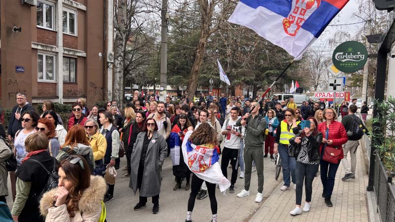 cacak studenti1