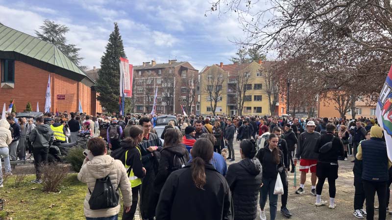 cacak studenti8